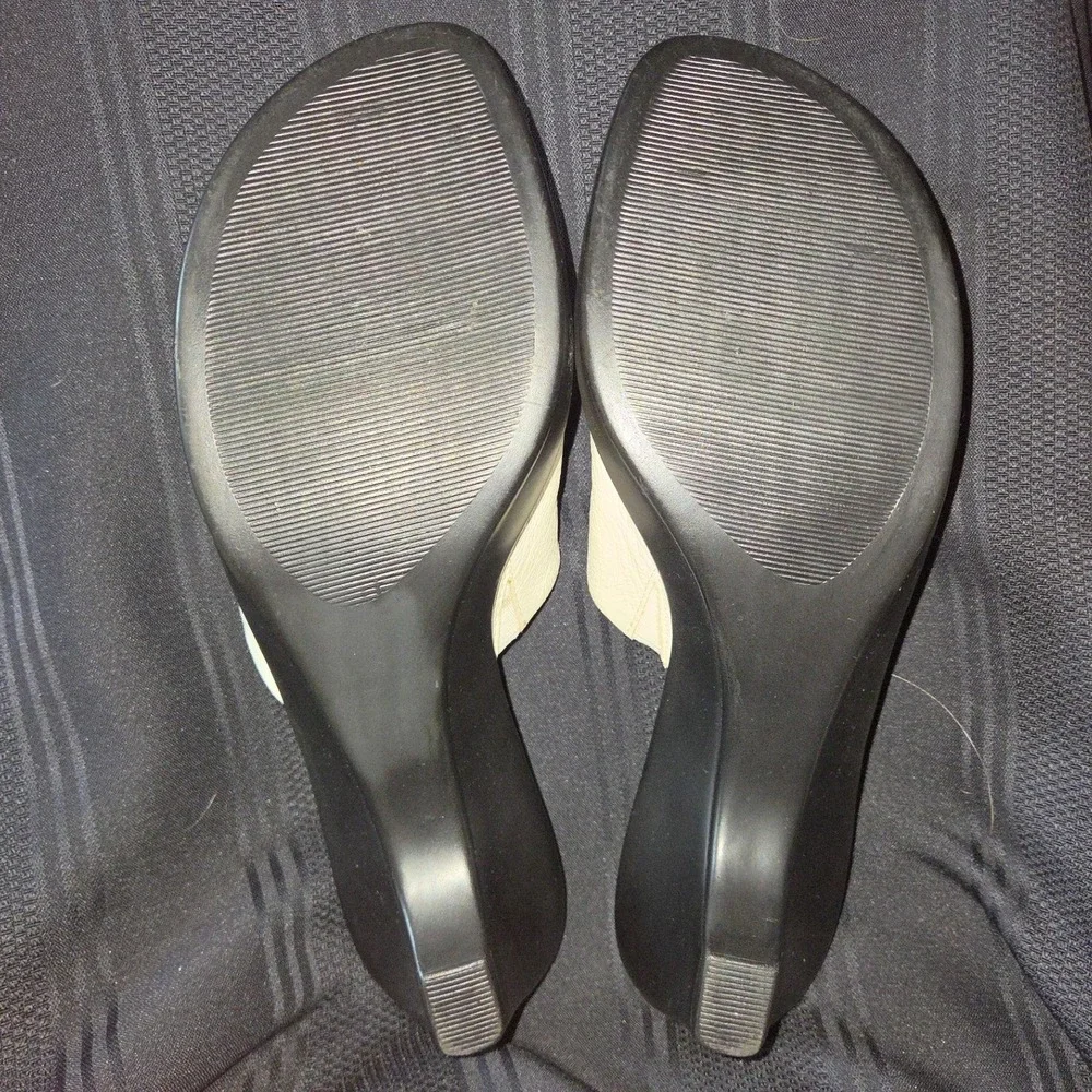 Talbots Wedge Slide‎ Sandals Womens 8.5 Ivory Leather Open Toe Brazil
